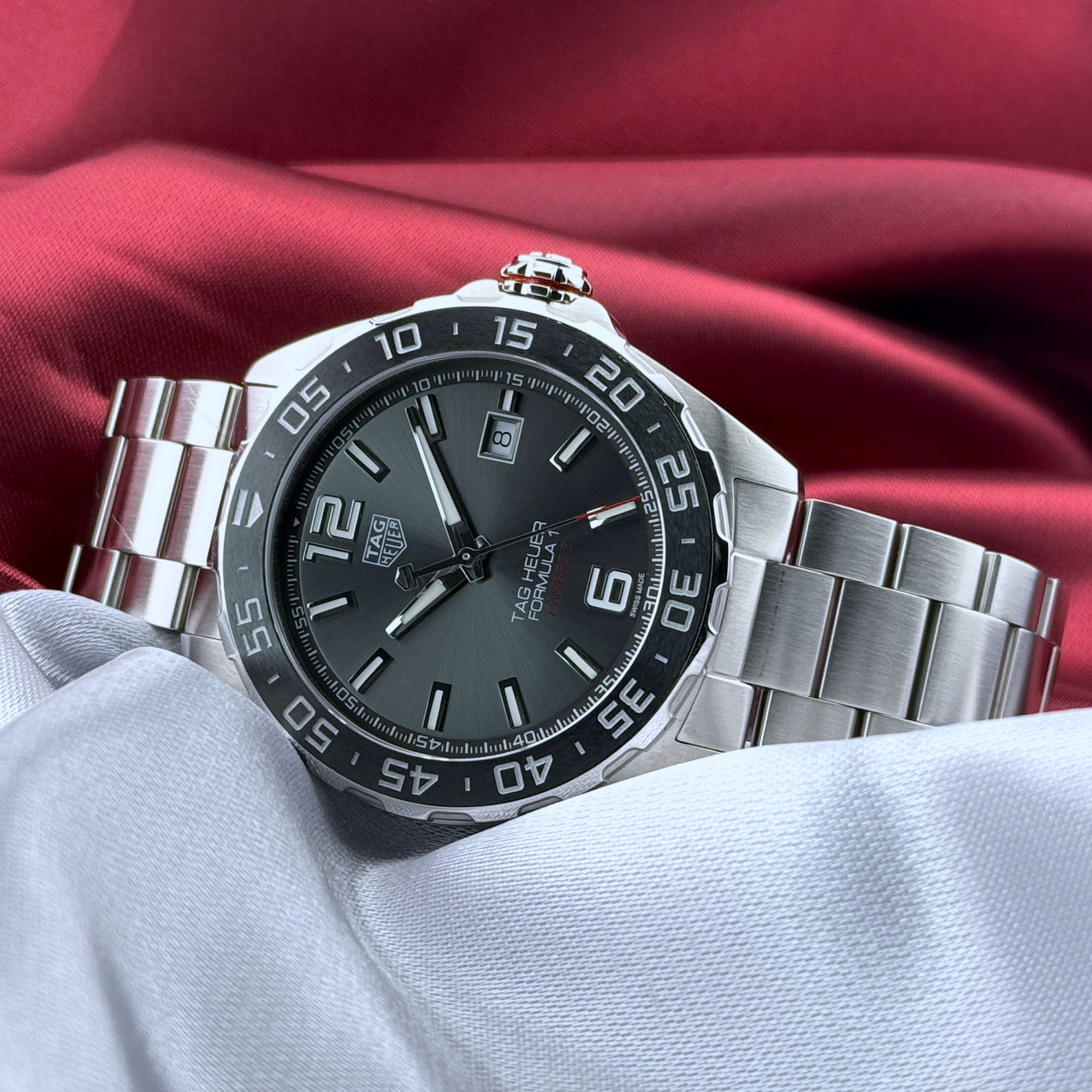 TAG Heuer Formula 1 Calibre 5 Automatik Herrenuhr Edelstahl Ref. WAZ2011.BA0842