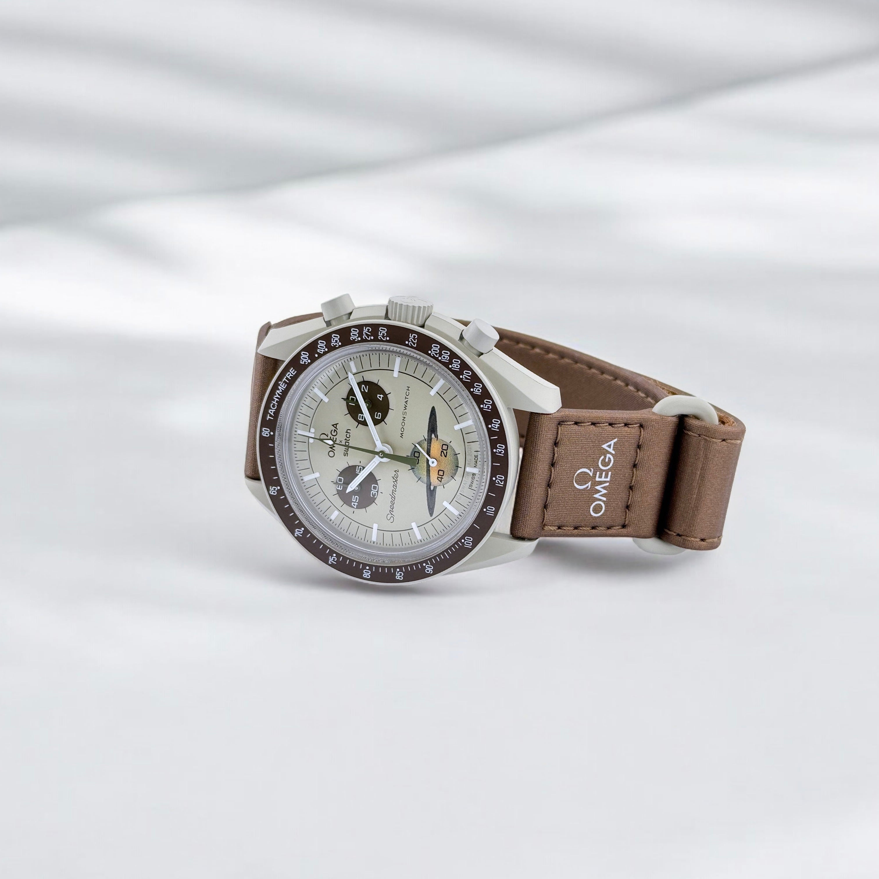 Swatch x Omega MoonSwatch mission to Saturn Armbanduhr 42 mm Ref SO33T100