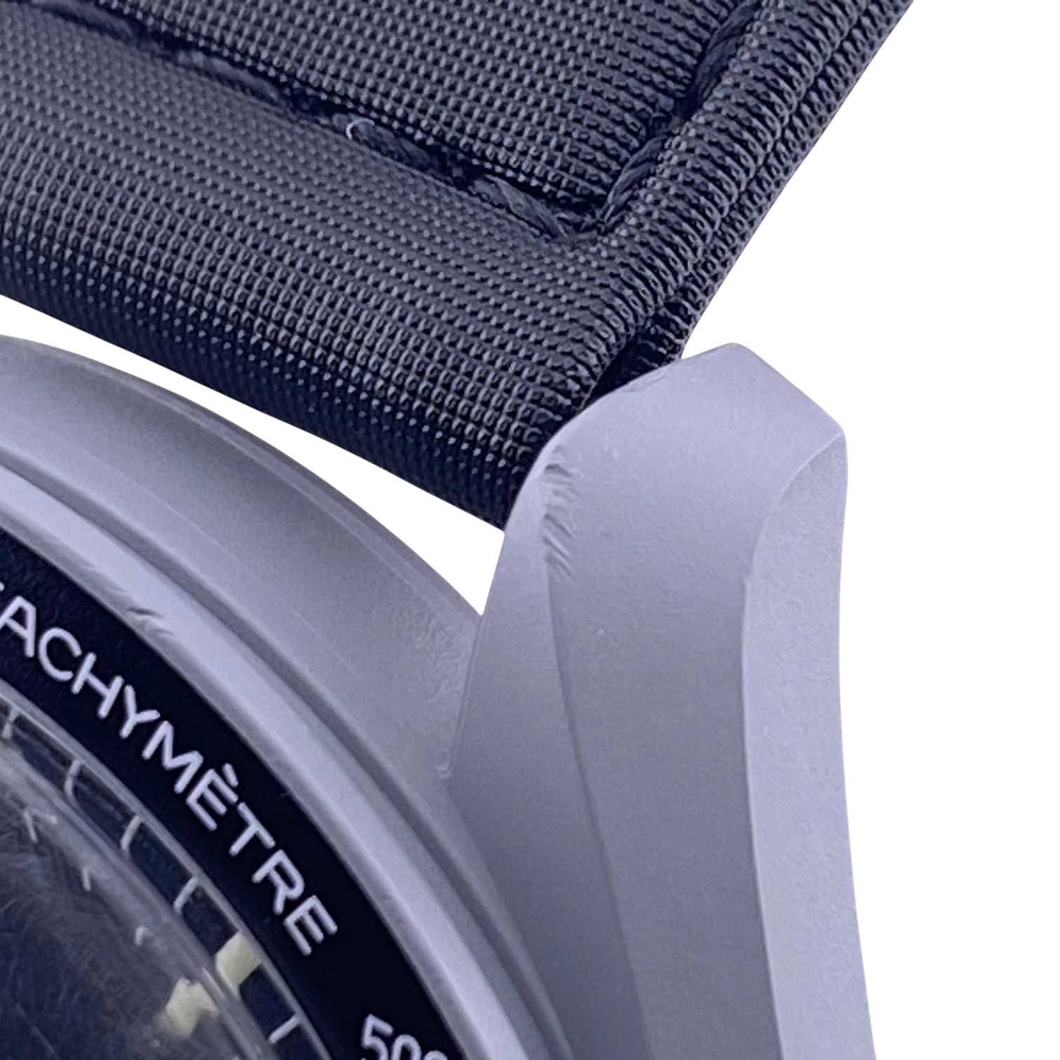 Swatch x Omega MoonSwatch Mission to the moon SO33M100