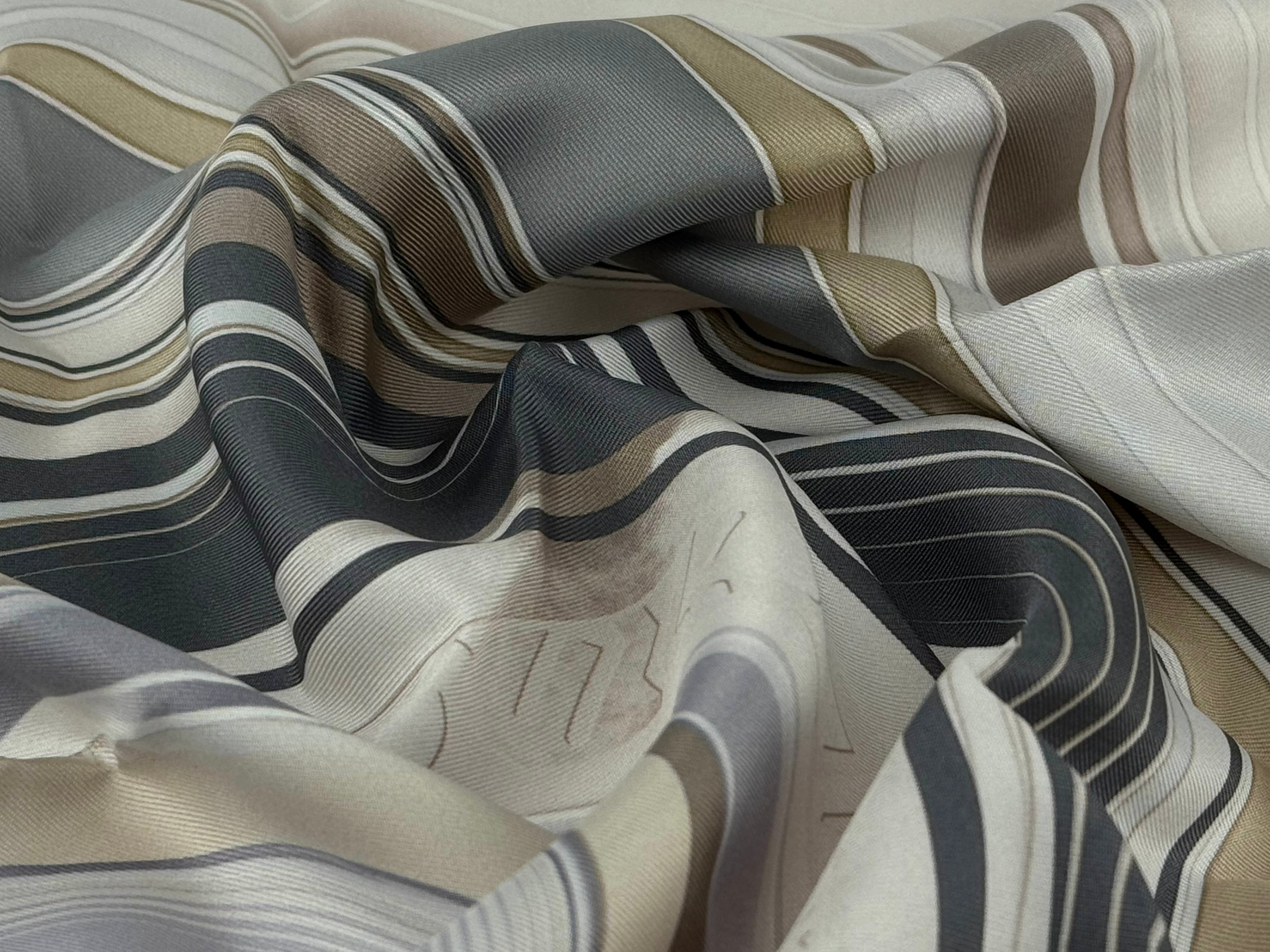 Rolex Seidentuch Tuch Halstuch Grau silk scarf neckerchief grey