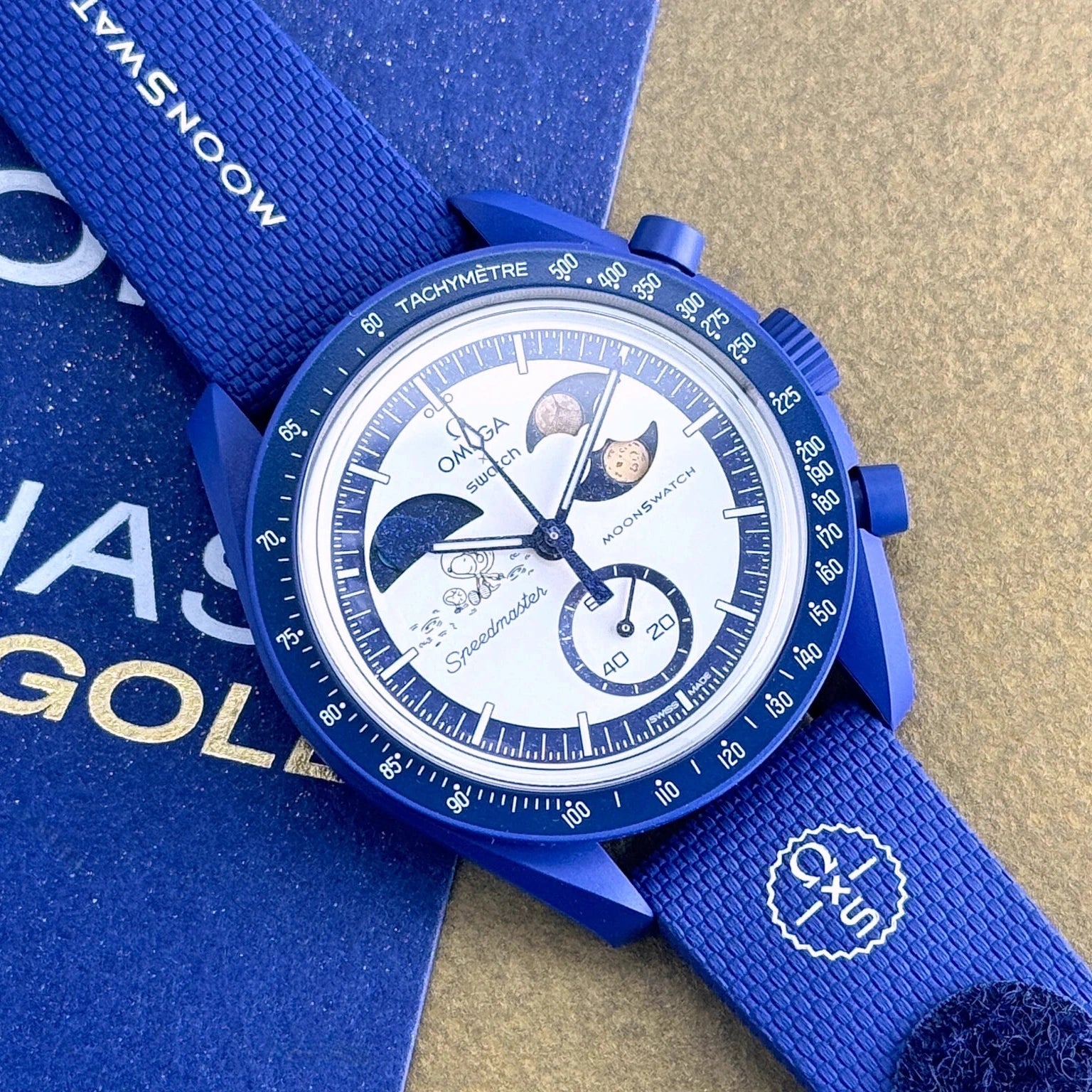 Swatch X Omega MoonSwatch Mission to Earthphase Sturgeon Moon "Snoopy" SO33N701L