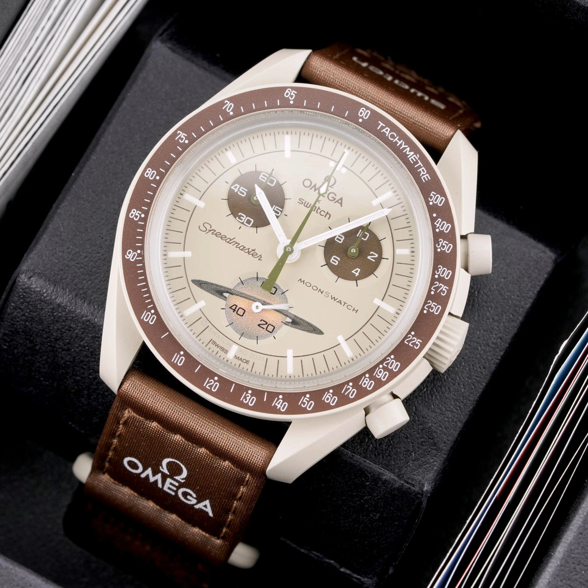 Swatch X Omega MoonSwatch Mission to Saturn Armbanduhr 42 mm SO33T100