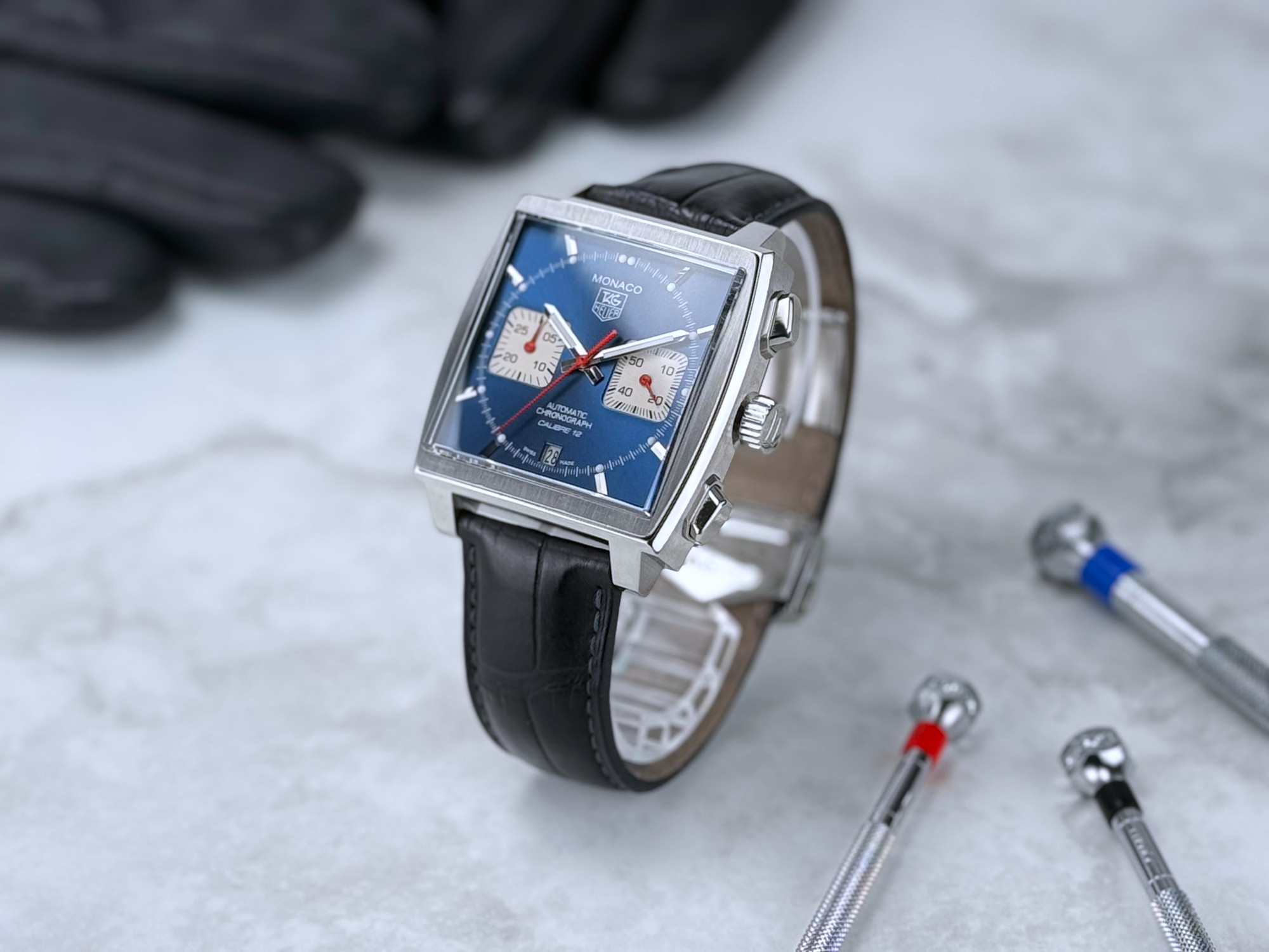 TAG Heuer Monaco Chronograph Calibre 12 Automatik Herrenuhr Ref. CAW2111.FC6183