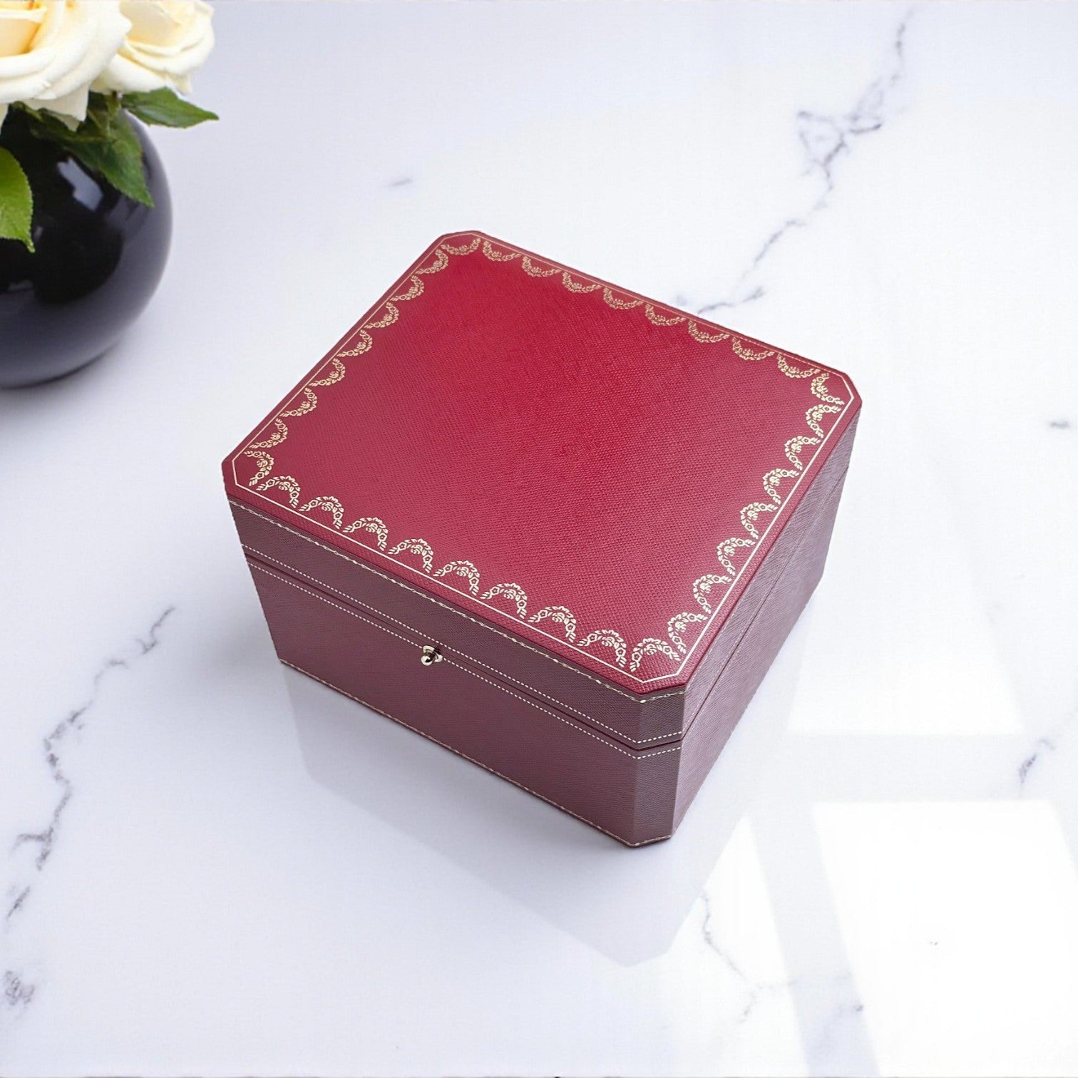 Cartier Watch Box Box Outer Box Red Ref. CRCO000497.