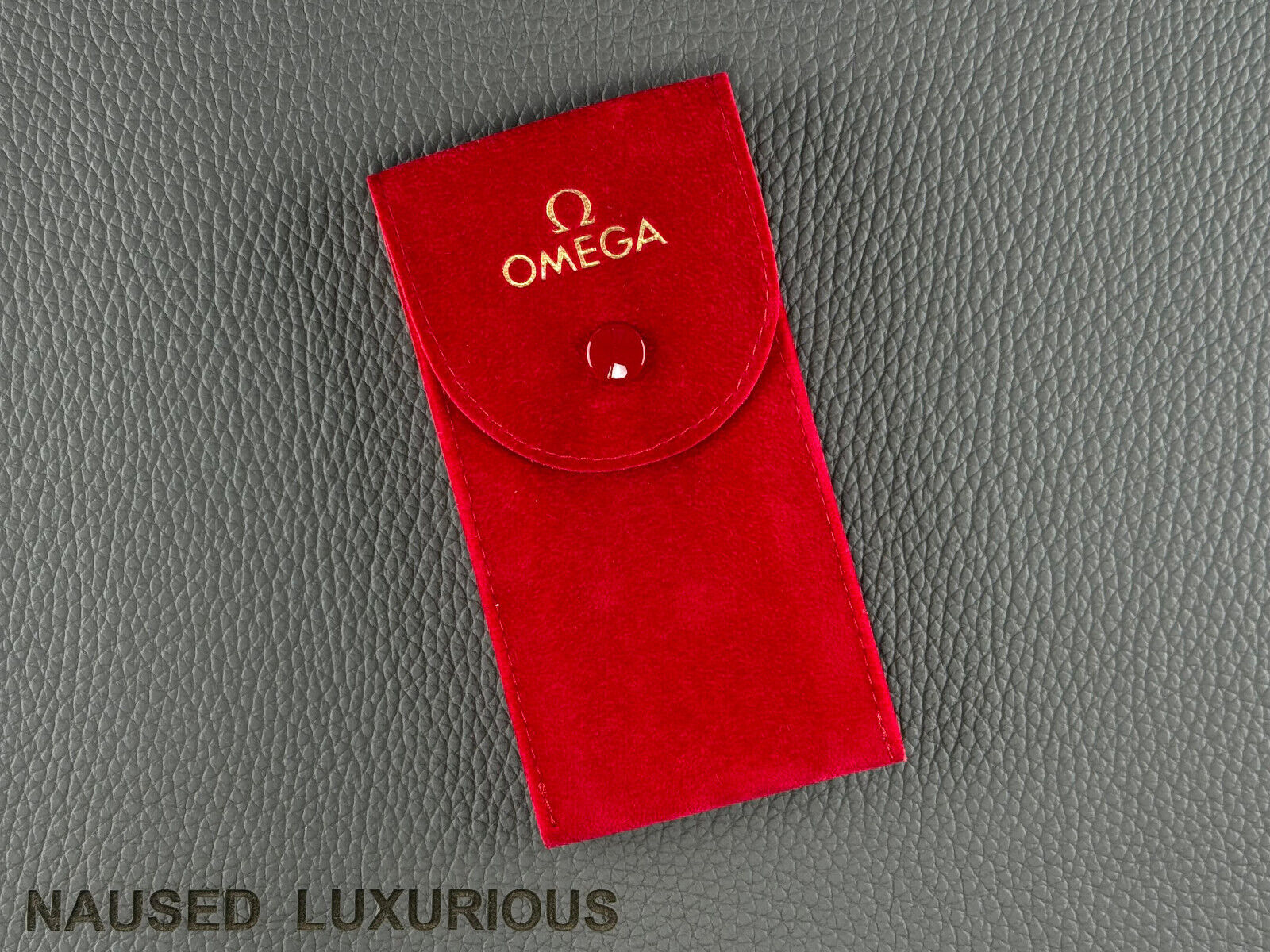 Omega Velvet Case Red 