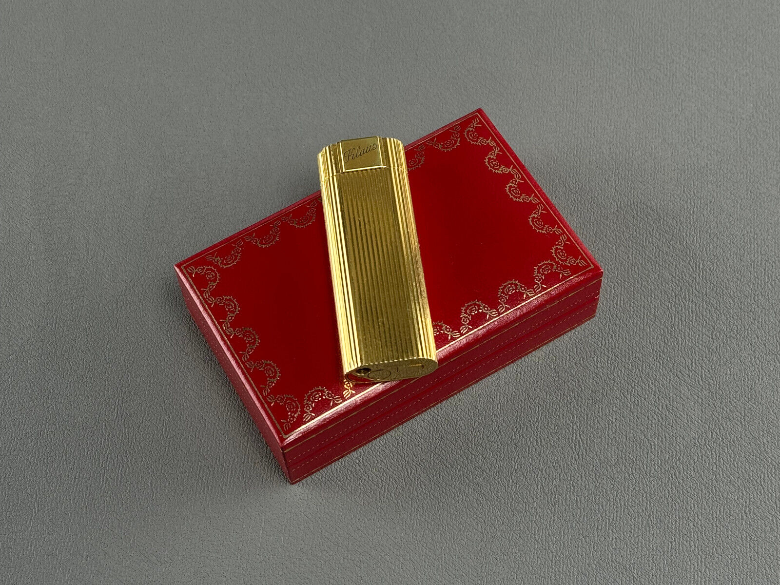 Must de Cartier Paris vintage Feuerzeug Gold