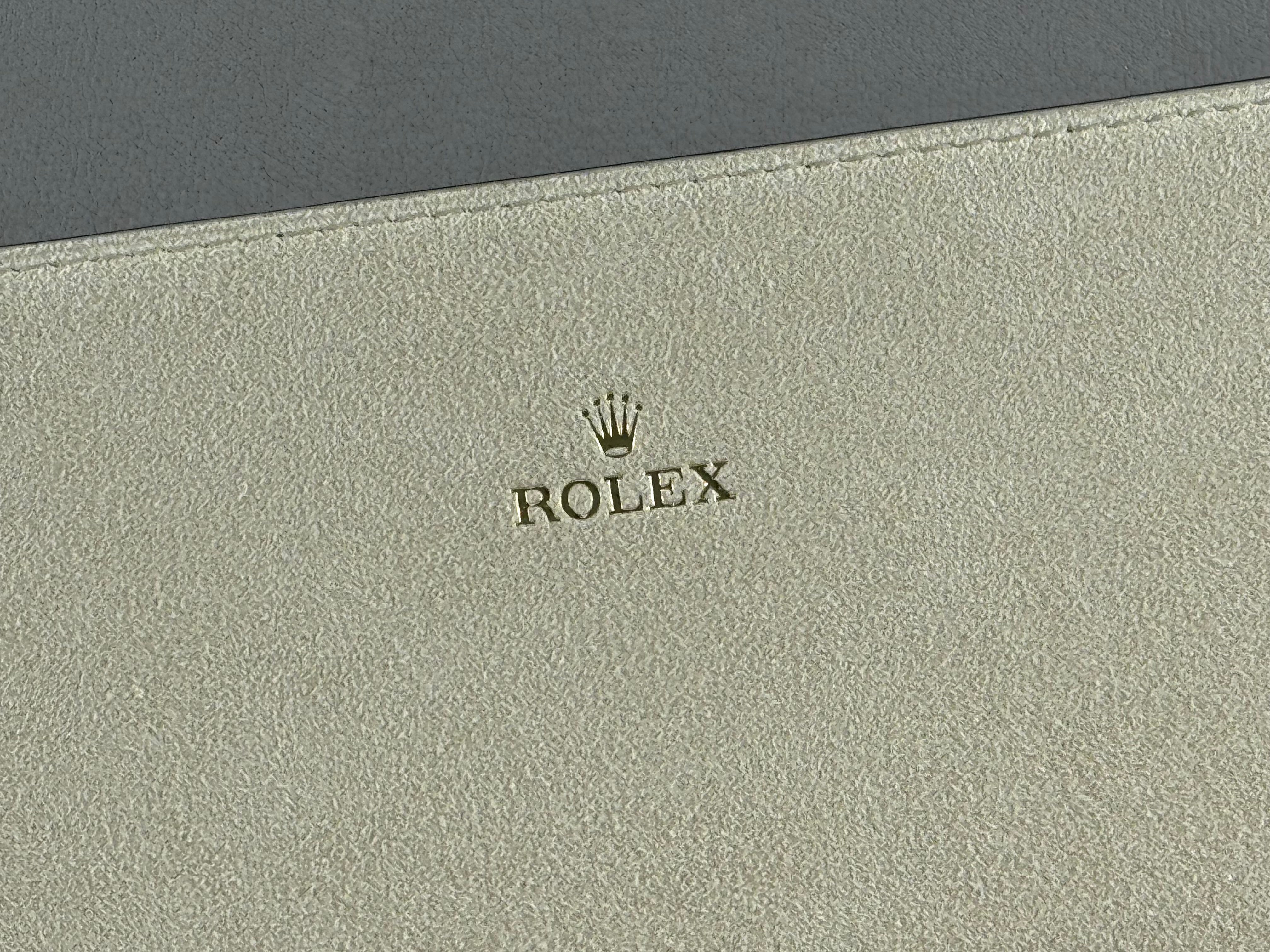 Rolex watch case for 3 watches beige