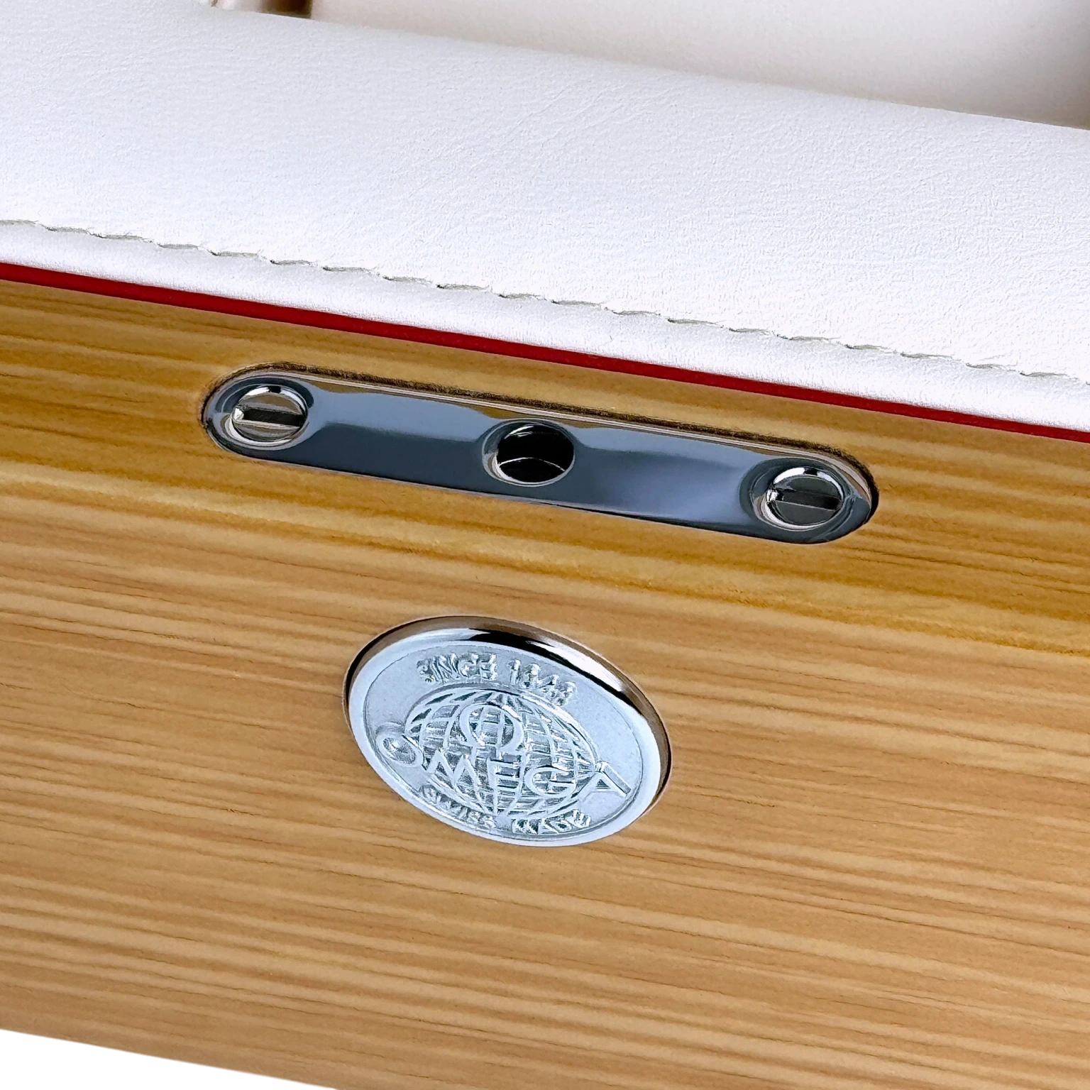 Omega Holz Uhrenbox Aufbewahrung Box Umkarton Braun wood watch storage box brown