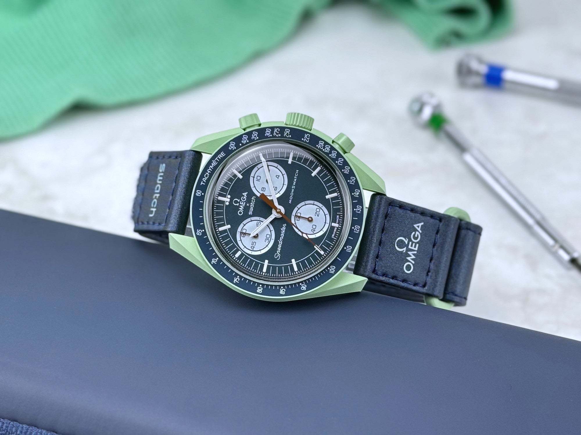 Omega x Swatch MoonSwatch Mission on Earth SO33G100