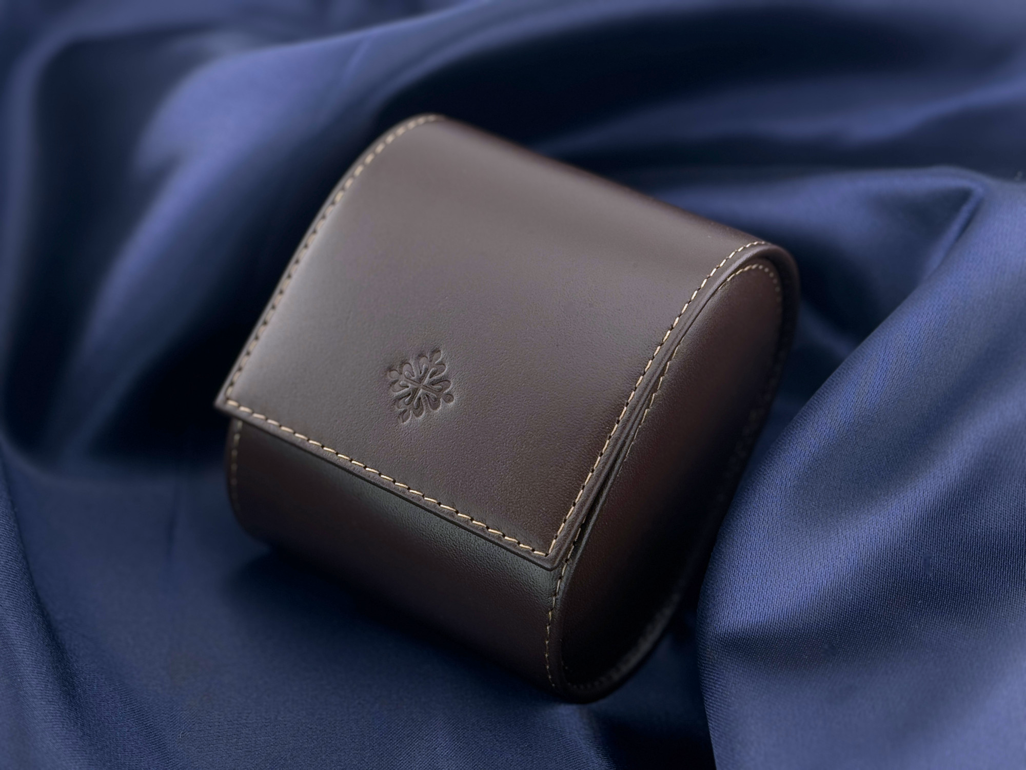 Patek Philippe Uhrenetui Etui Reiseetui Box Matt Braun travel case pouch brown