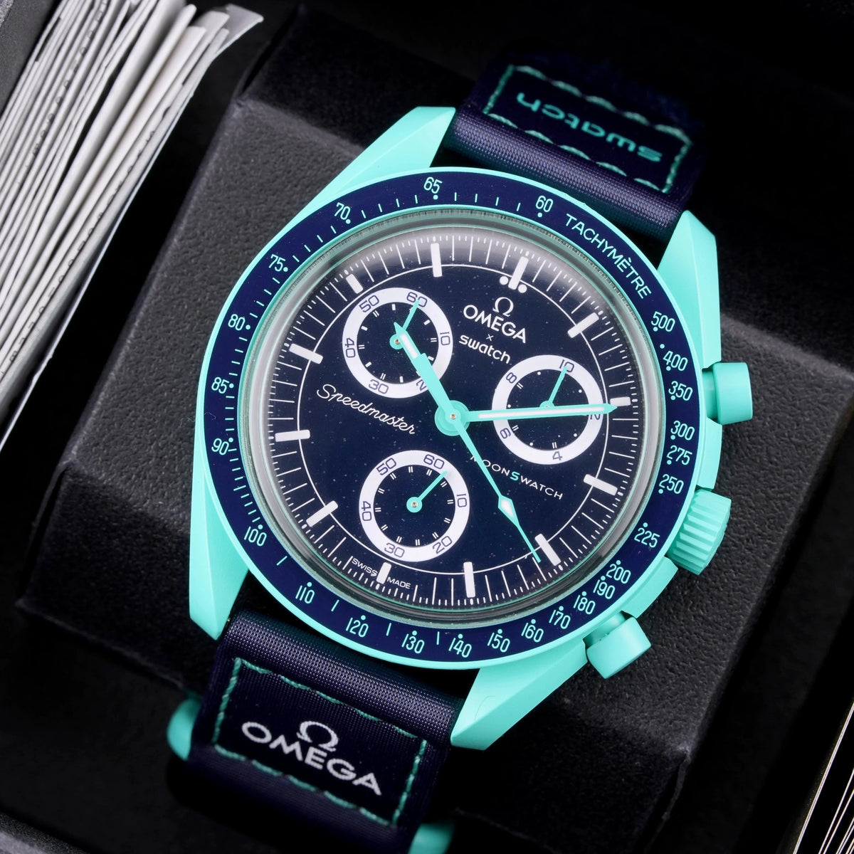 Swatch X Omega MoonSwatch Mission on Earth Polar Lights Armbanduhr Ref. SO33L103