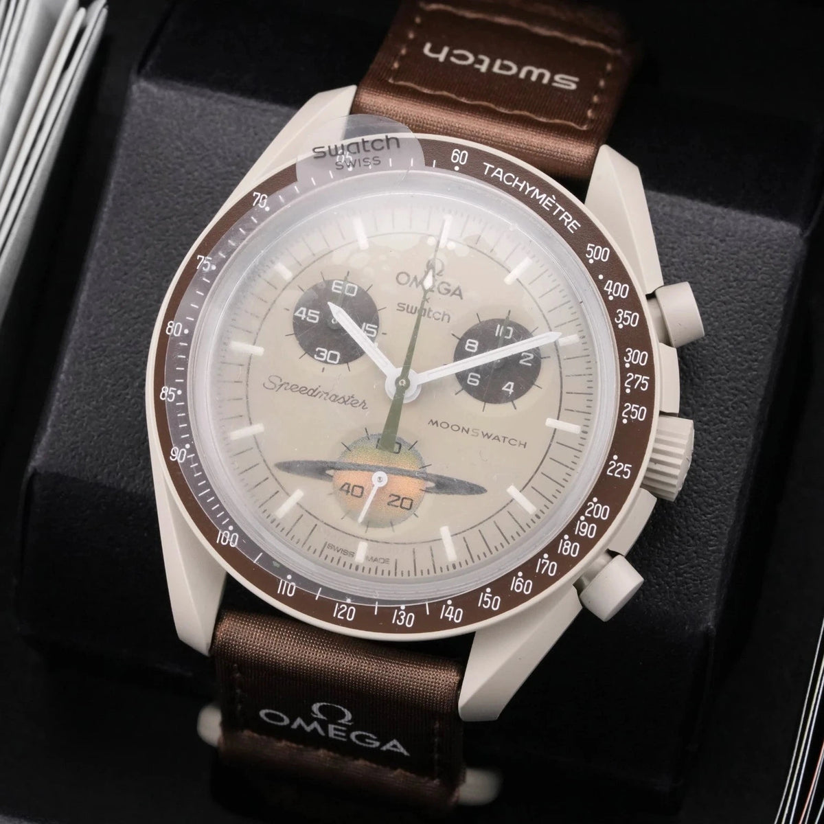 Swatch X Omega MoonSwatch Mission to Saturn Armbanduhr 42 mm Ref. SO33T100